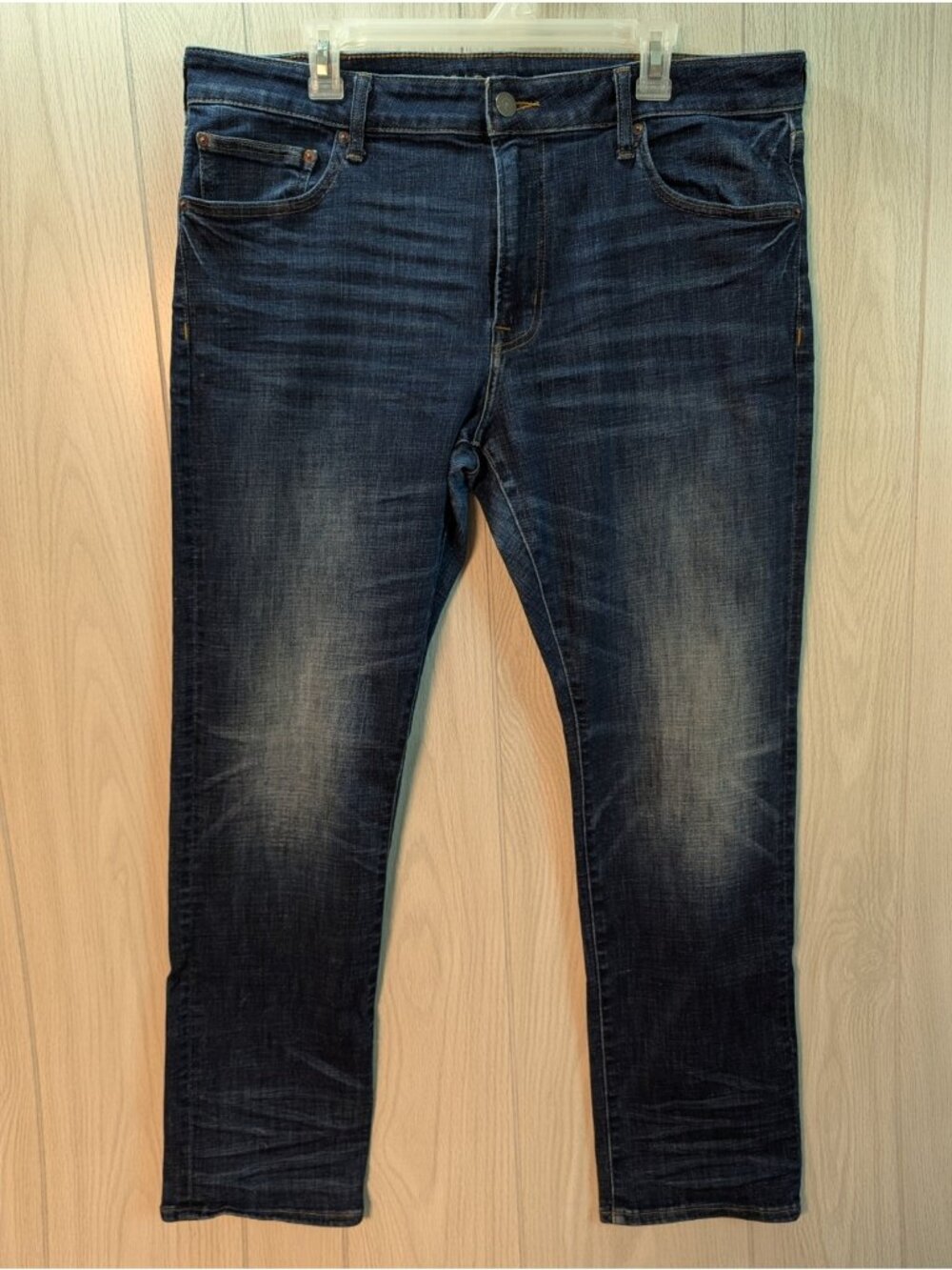 American Eagle Jeans Mens 38x32 Original Straight Next Level Flex Distress Dark